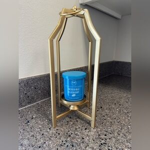 Candle holder and candle